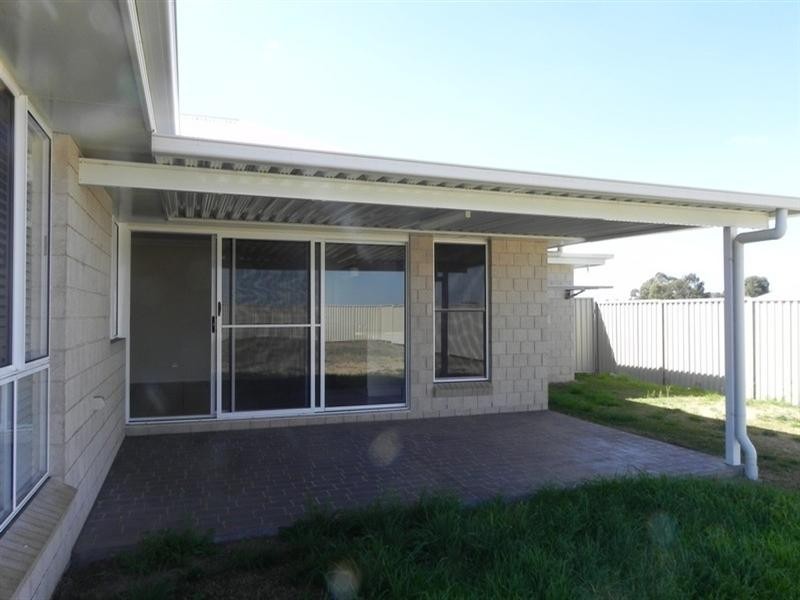 4 Hain Close, Pittsworth QLD 4356
