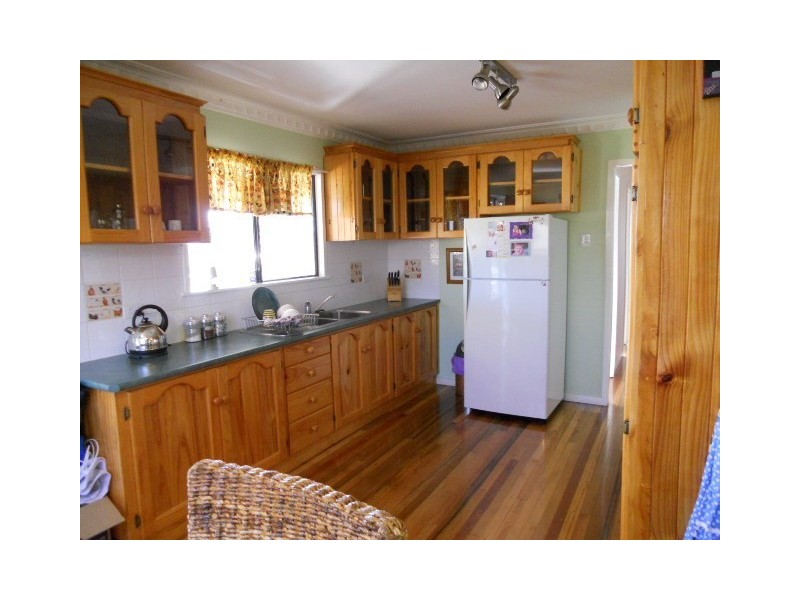 1 Beauaraba Street, Pittsworth QLD 4356