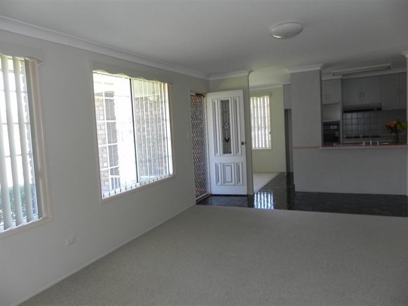2 White, Pittsworth QLD 4356