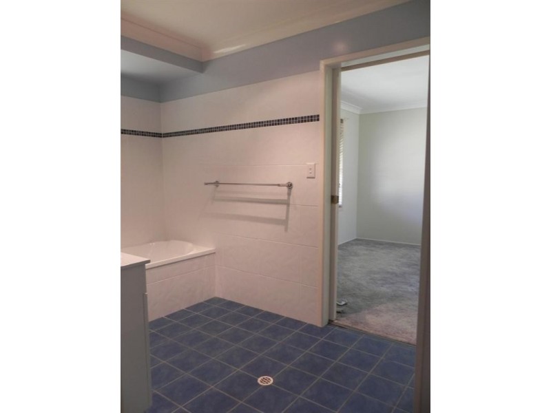 2 White, Pittsworth QLD 4356