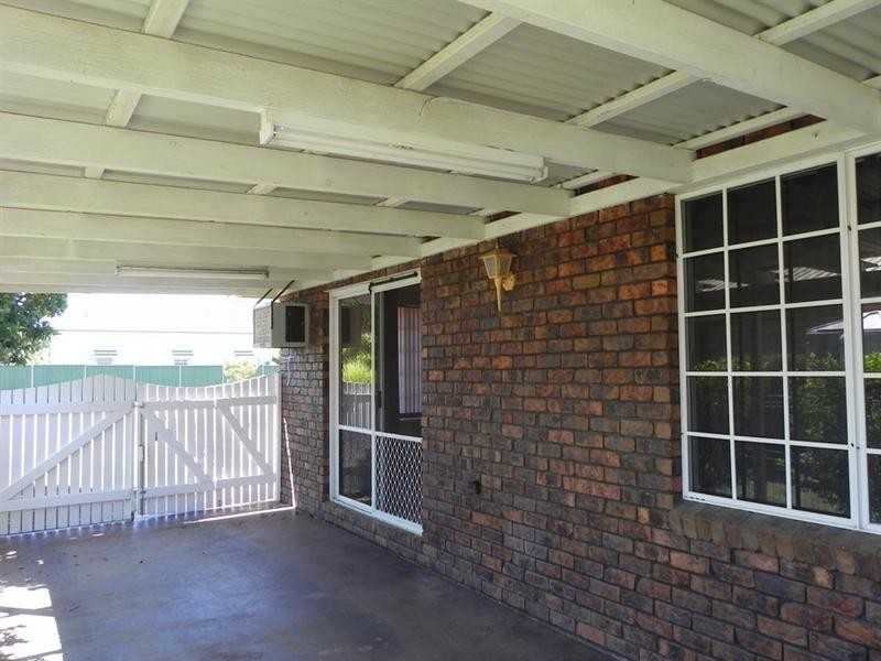 2 White, Pittsworth QLD 4356