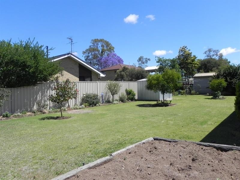 2 White, Pittsworth QLD 4356