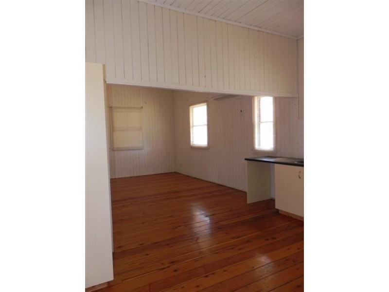 10A Charlotte, Millmerran QLD 4357