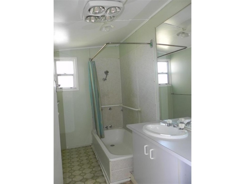 10A Charlotte, Millmerran QLD 4357