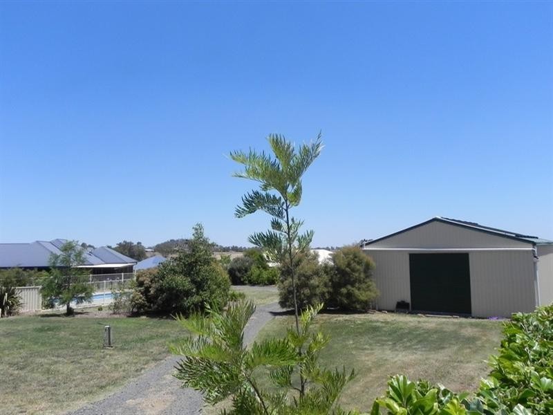 1 Grange Drive, Pittsworth QLD 4356
