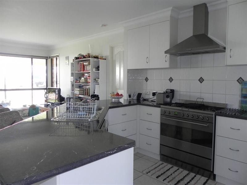 1 Grange Drive, Pittsworth QLD 4356