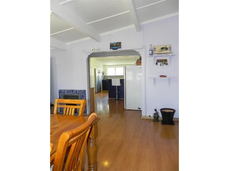 17 Young, Pittsworth QLD 4356