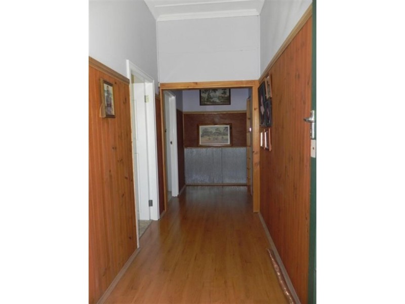 17 Young, Pittsworth QLD 4356