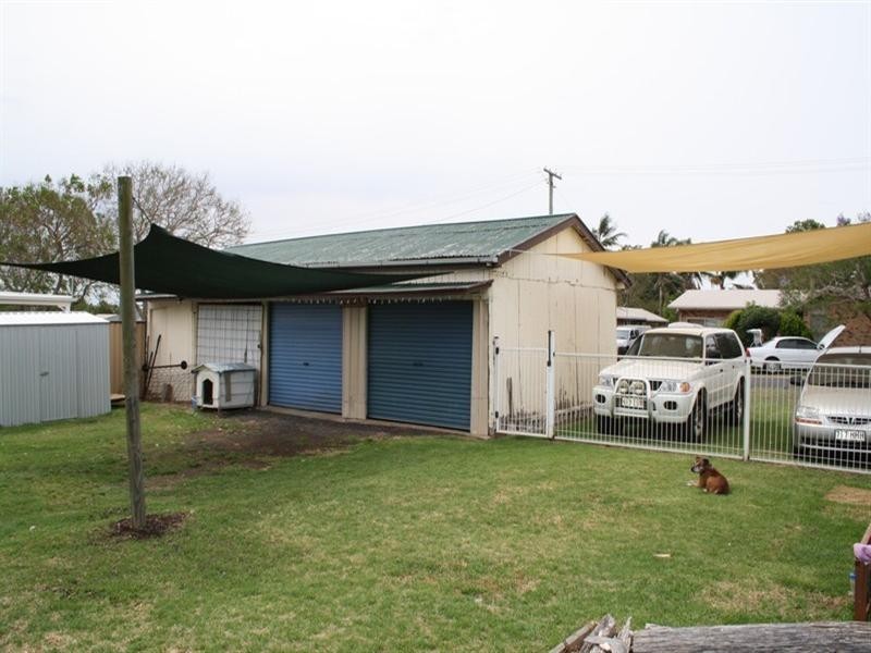 17 Young, Pittsworth QLD 4356
