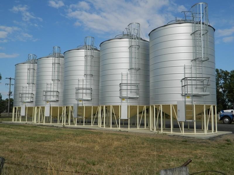 13272 Warrego Highway, Jondaryan QLD 4403