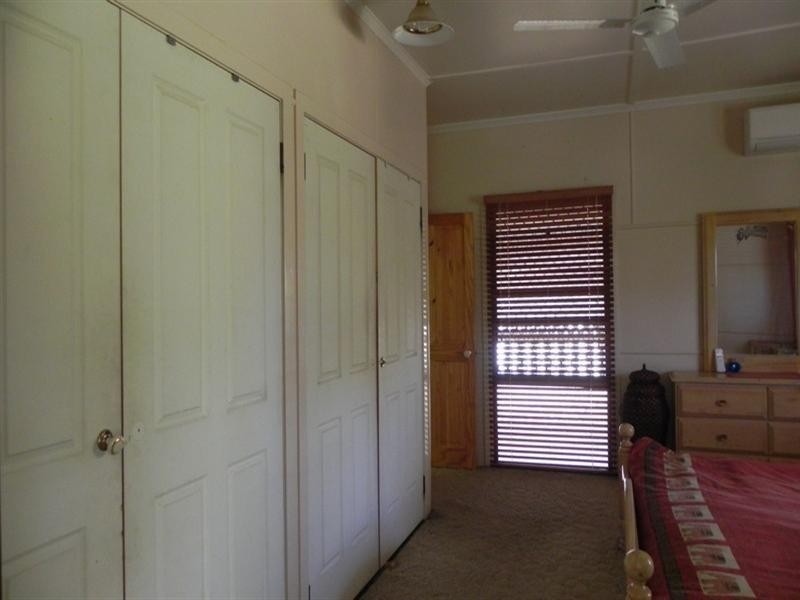 8 Edward, Pittsworth QLD 4356