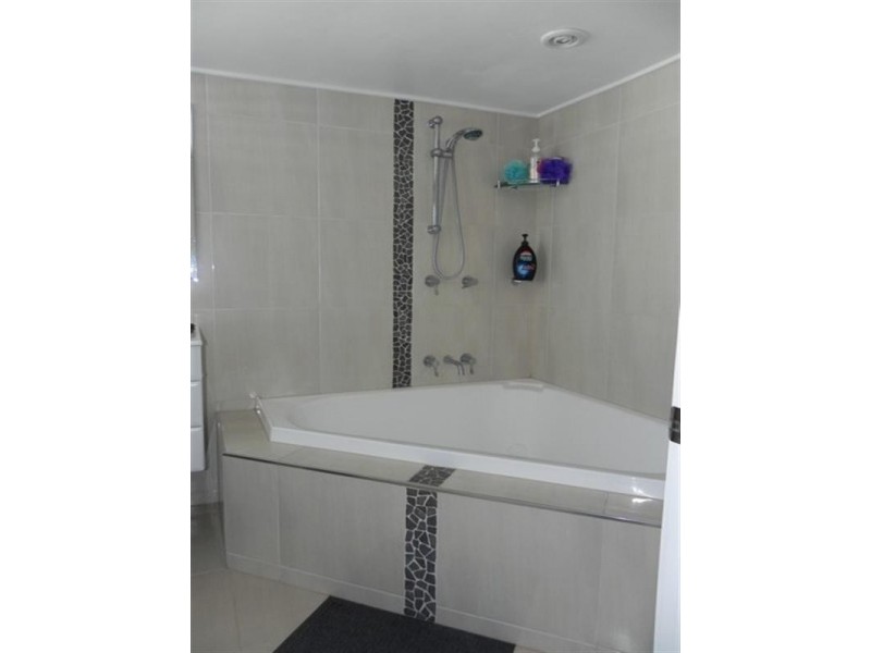 8 Edward, Pittsworth QLD 4356