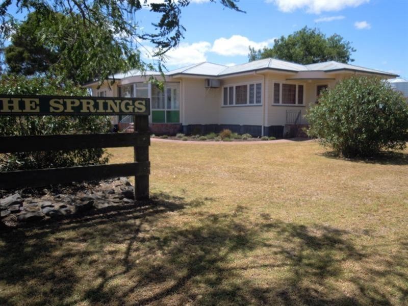 70 Long Street, Pittsworth QLD 4356