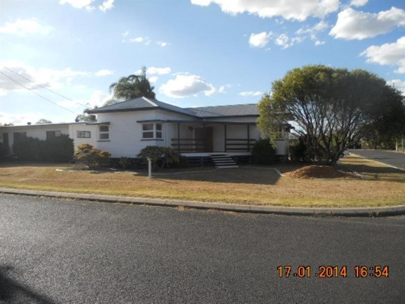 33 Lola Avenue, Millmerran QLD 4357