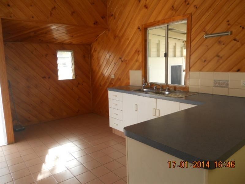 33 Lola Avenue, Millmerran QLD 4357