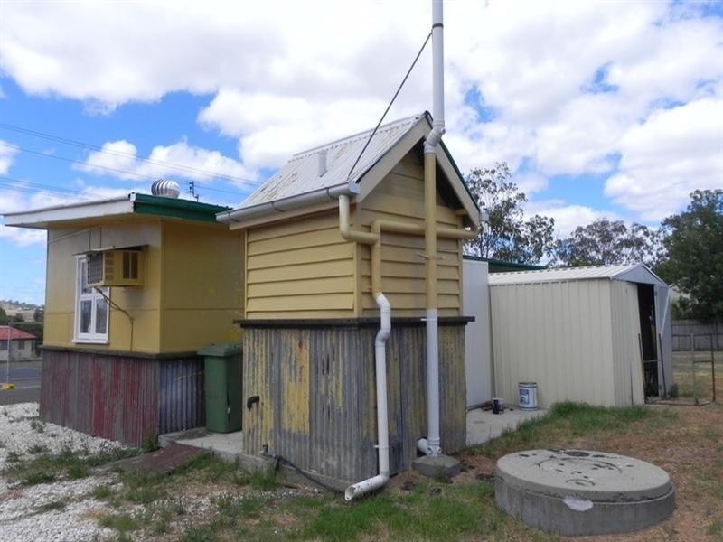 74 OShea Avenue, Southbrook QLD 4363