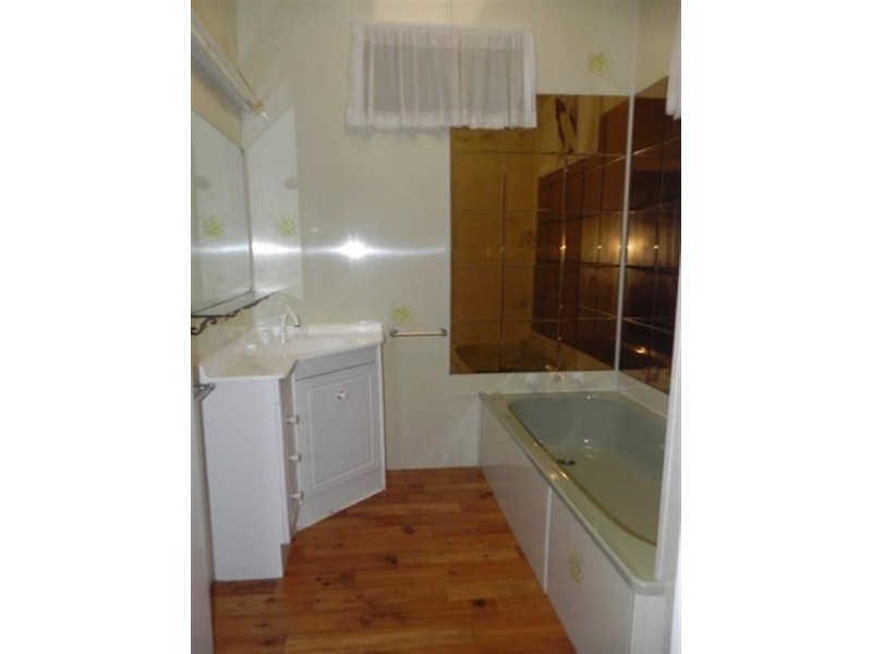 32 Short, Pittsworth QLD 4356