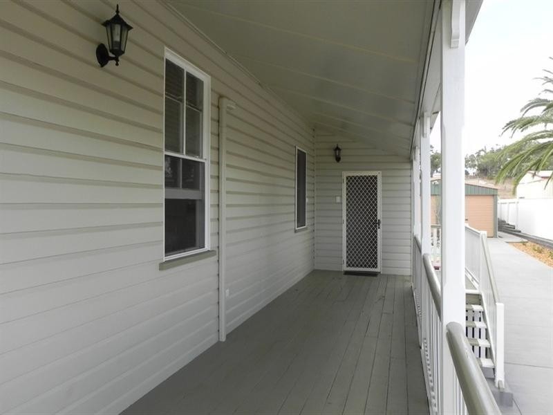 42 OShea Avenue, Southbrook QLD 4363