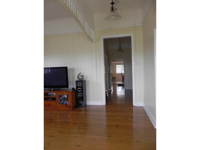 42 OShea Avenue, Southbrook QLD 4363