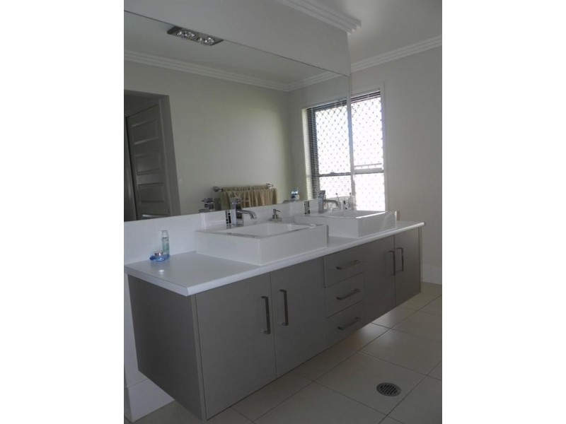 45 Hill, Pittsworth QLD 4356