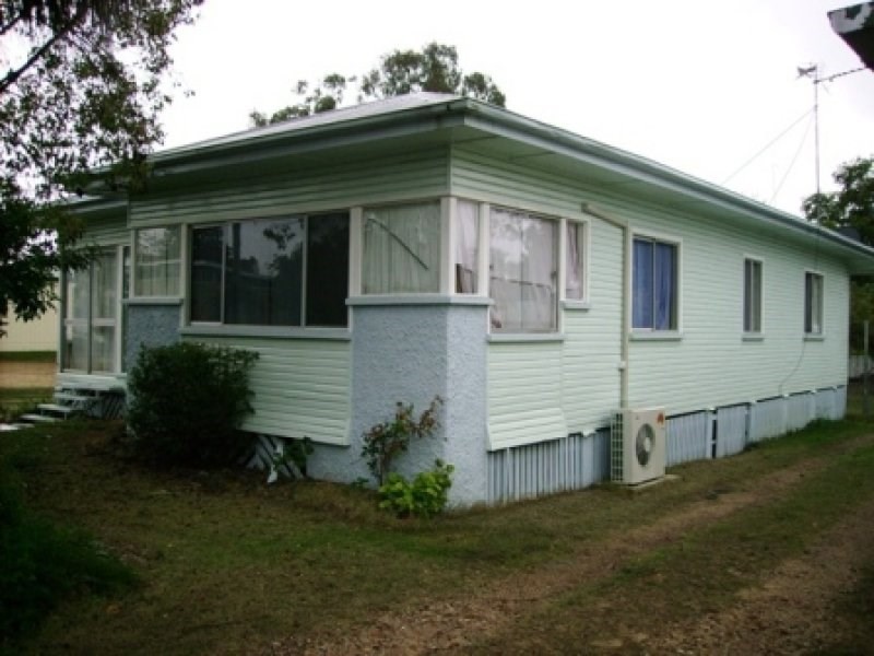 16 Herbert Street, Millmerran QLD 4357