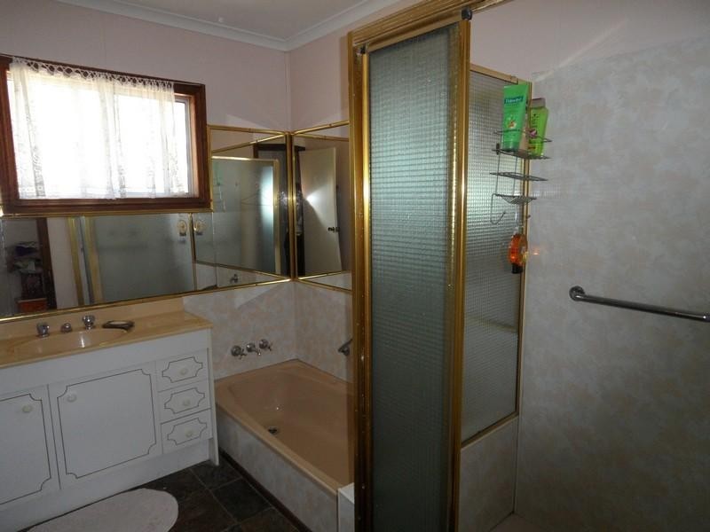 23 John Street, Southbrook QLD 4363