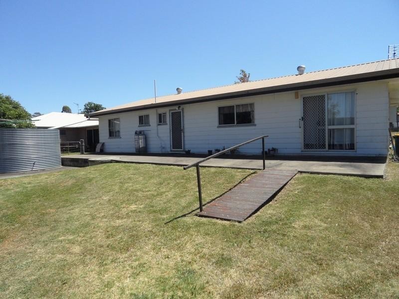 23 John Street, Southbrook QLD 4363
