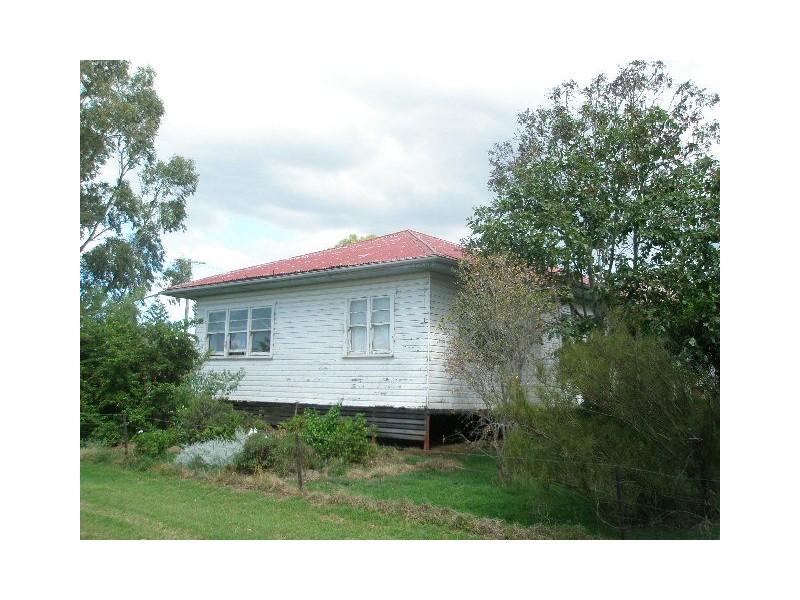 1 Berghofers Road, Pittsworth QLD 4356
