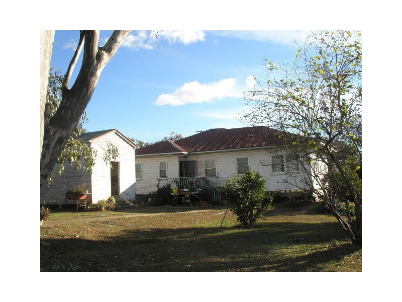 1 Berghofers Road, Pittsworth QLD 4356