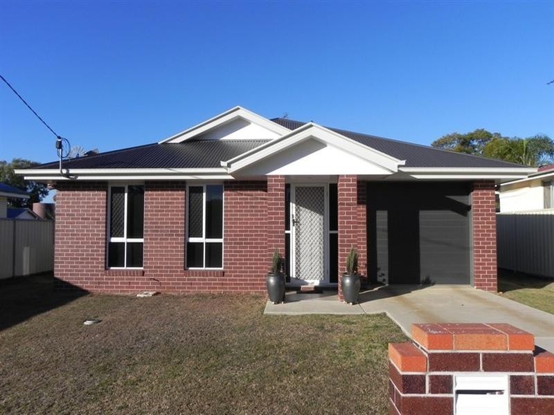 6 Allom, Pittsworth QLD 4356