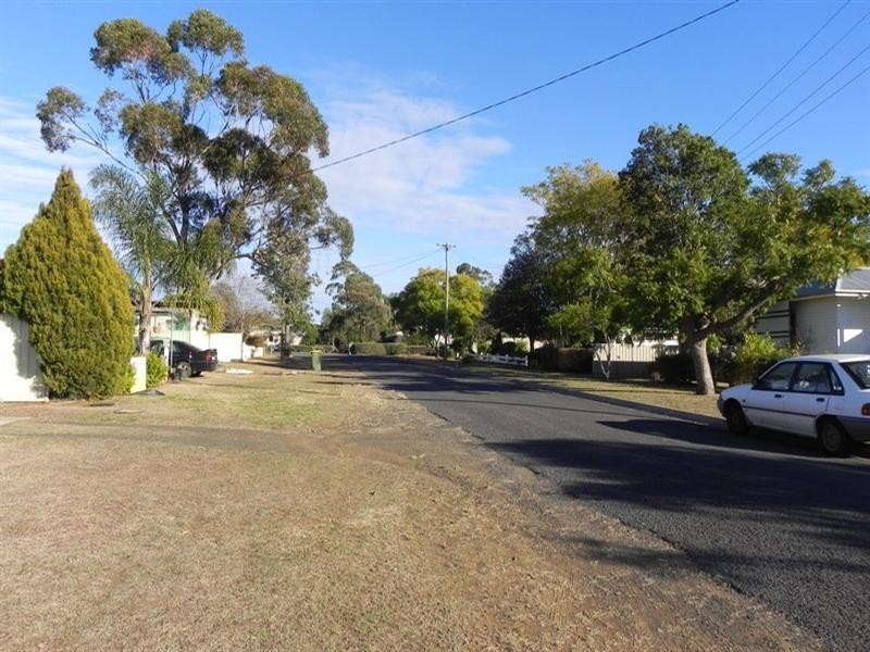 6 Allom, Pittsworth QLD 4356