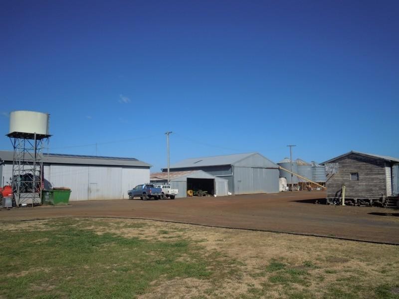 176 Bongeen School Road, Bongeen QLD 4356