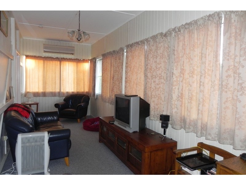 0 Cnr Edward and Florence, Pittsworth QLD 4356