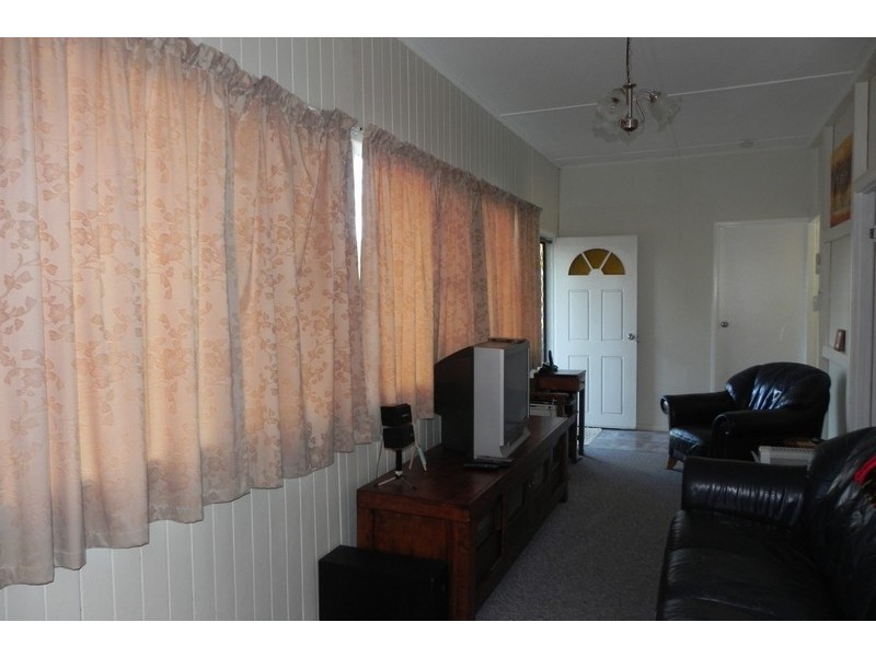 0 Cnr Edward and Florence, Pittsworth QLD 4356