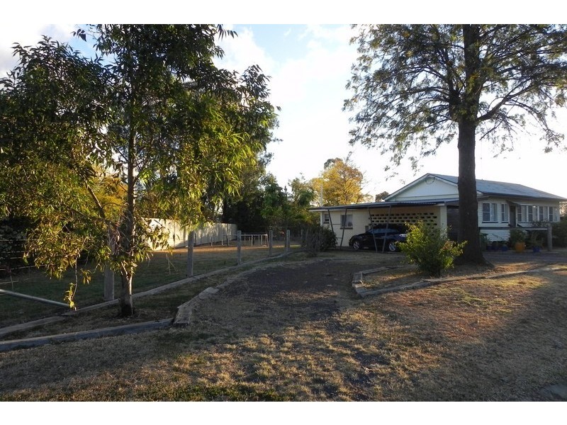 0 Cnr Edward and Florence, Pittsworth QLD 4356