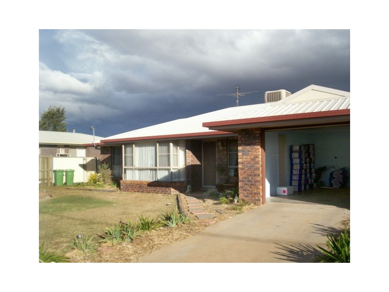 1 Cameron, Wyreema QLD 4352