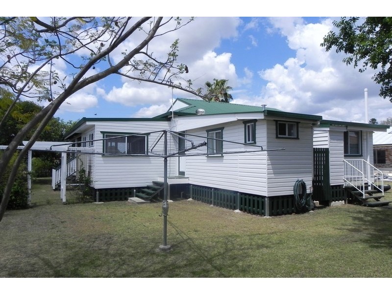 9 Steele, Pittsworth QLD 4356