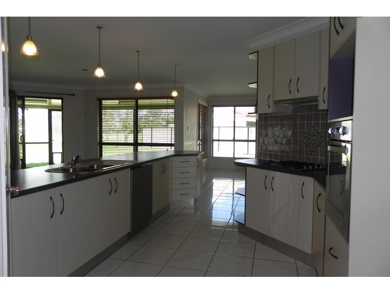 23 Fairway Drive, Pittsworth QLD 4356