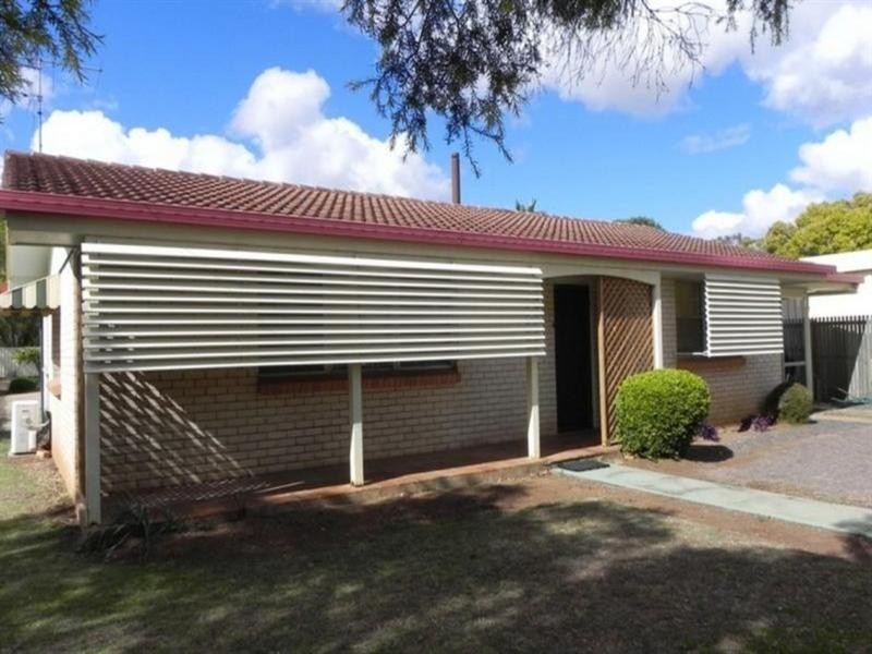 2 Quarry Street, Pittsworth QLD 4356