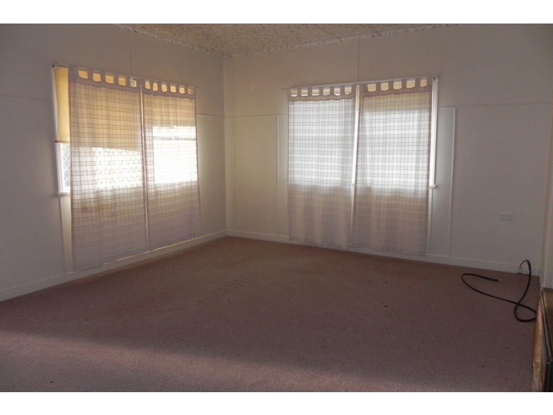 42 Short, Pittsworth QLD 4356