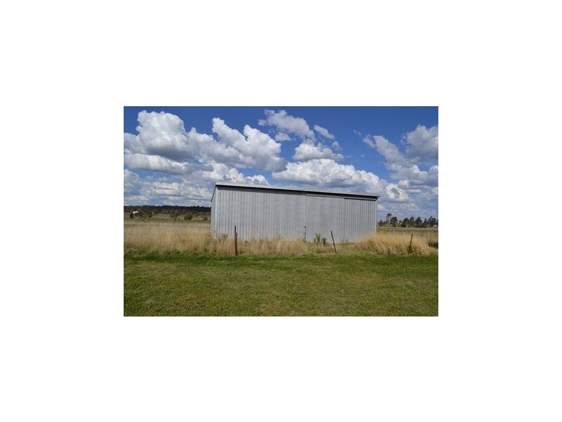 32 Factory Street, Pittsworth QLD 4356