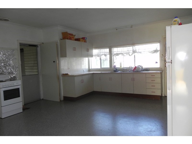 32 Factory Street, Pittsworth QLD 4356