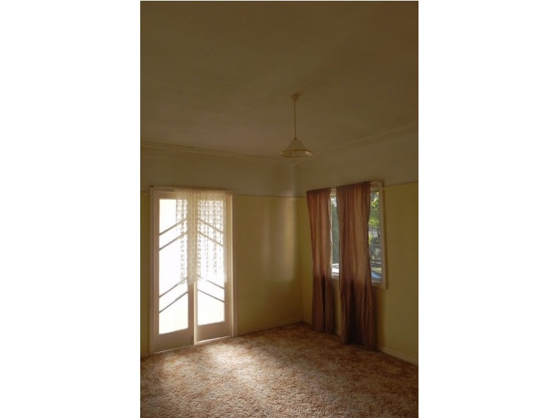 32 Factory Street, Pittsworth QLD 4356