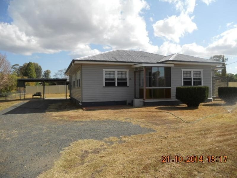 20 Railway Street, Pittsworth QLD 4356