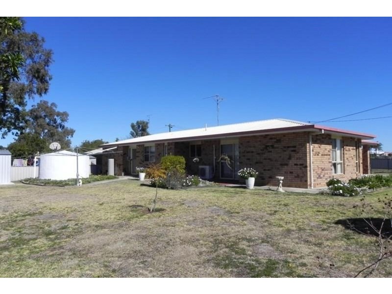 30 Campbell Street, Pittsworth QLD 4356