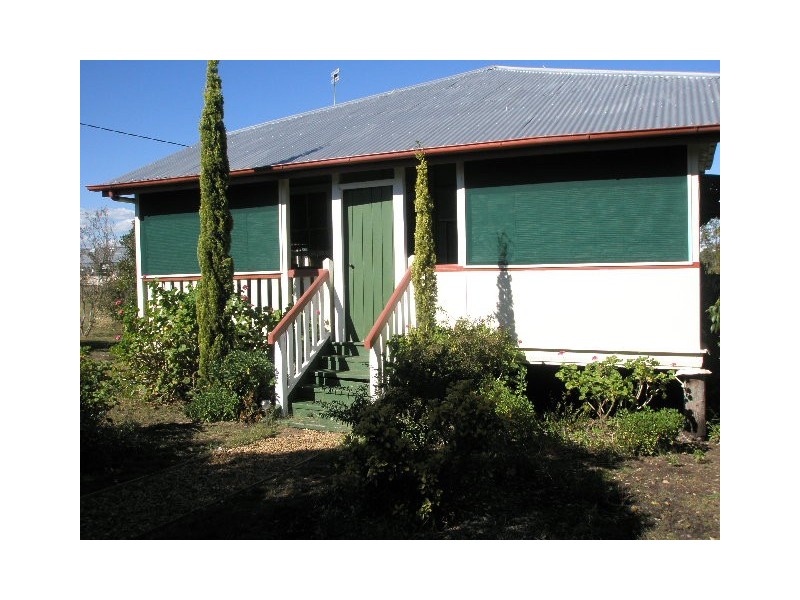 24 Perham Street, Pittsworth QLD 4356