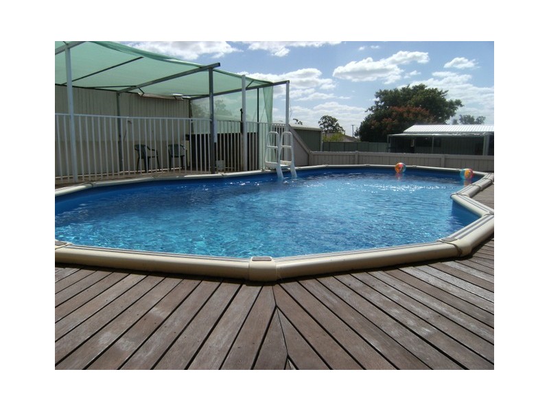87 Hume, Pittsworth QLD 4356