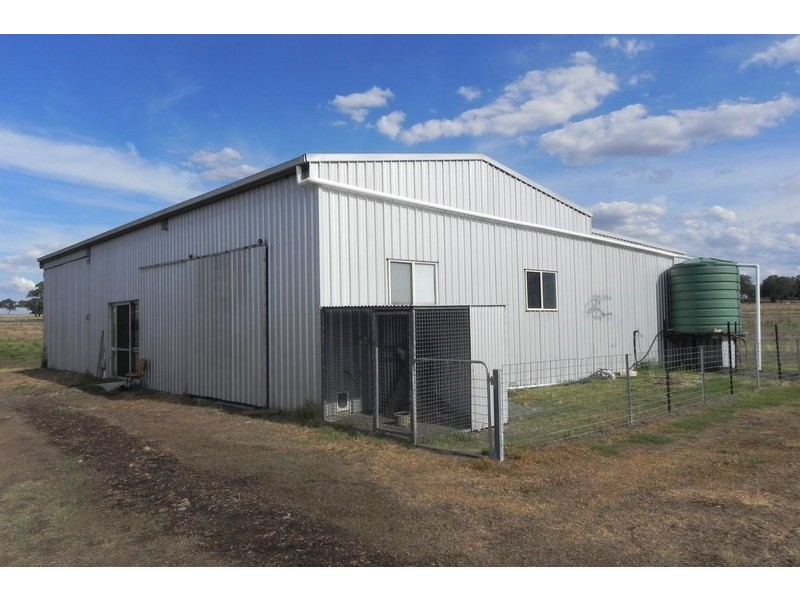 32 Lochaber Road, Pittsworth QLD 4356