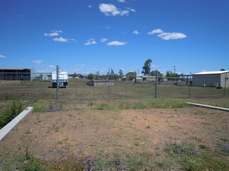 11 Bourke Street, Clifton QLD 4361