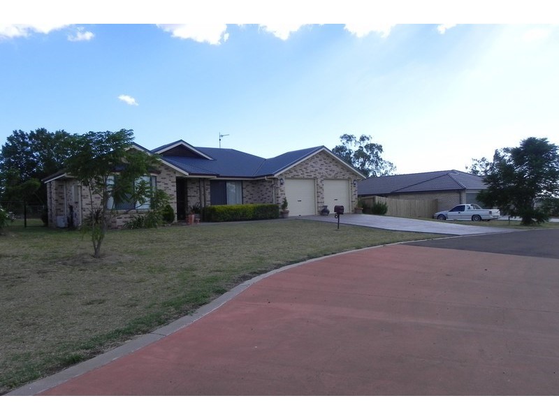40 Stanley, Pittsworth QLD 4356